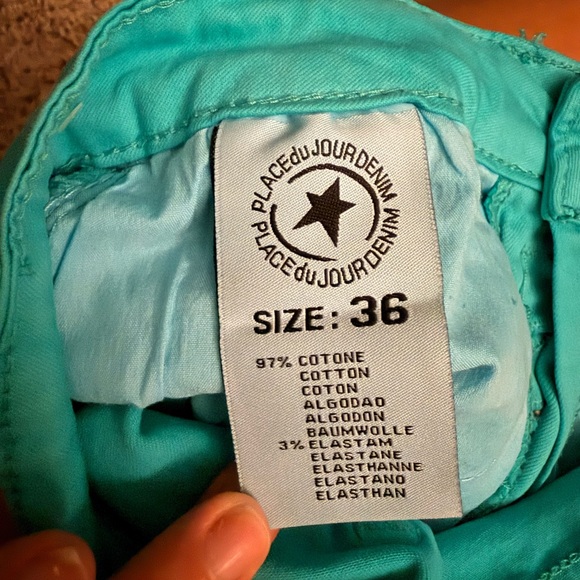 Chic Turquoise Skinny Jeans for Women - Picture 8 of 8